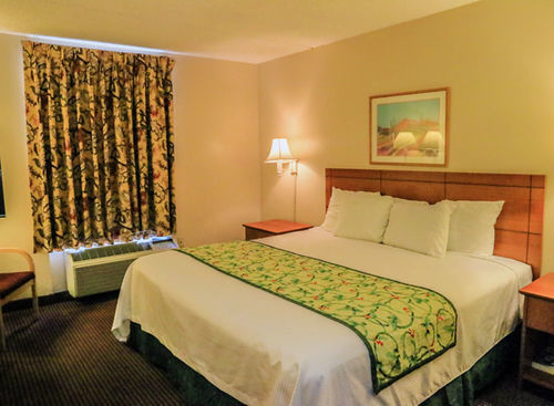 Vacation Inn Phoenix Dış mekan fotoğraf