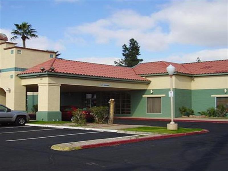 Vacation Inn Phoenix Dış mekan fotoğraf