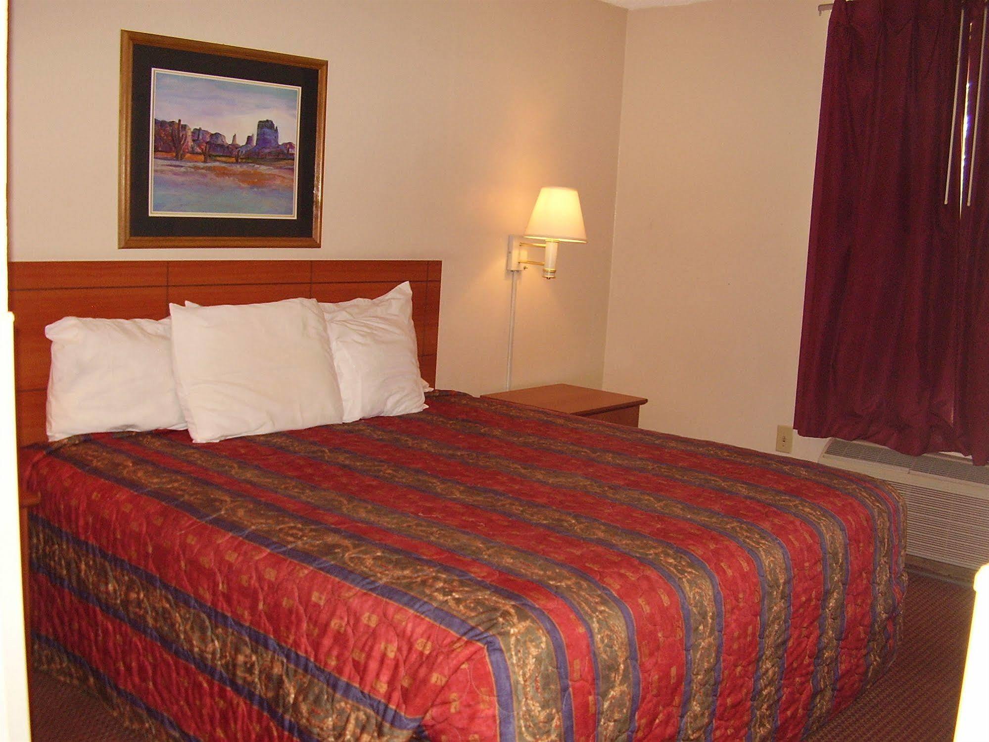 Vacation Inn Phoenix Dış mekan fotoğraf