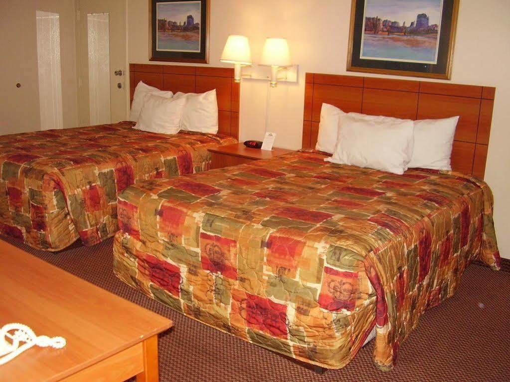 Vacation Inn Phoenix Dış mekan fotoğraf